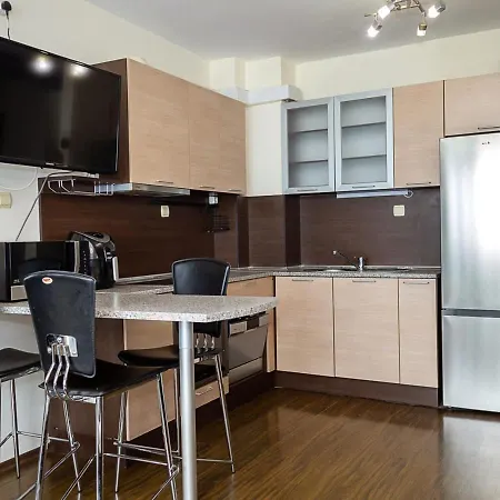 Sunny With Large Terrace & Pool Access By Flat Manаger Apartment
