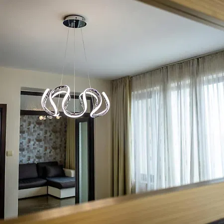 Sunny With Large Terrace & Pool Access By Flat Manаger Apartment *